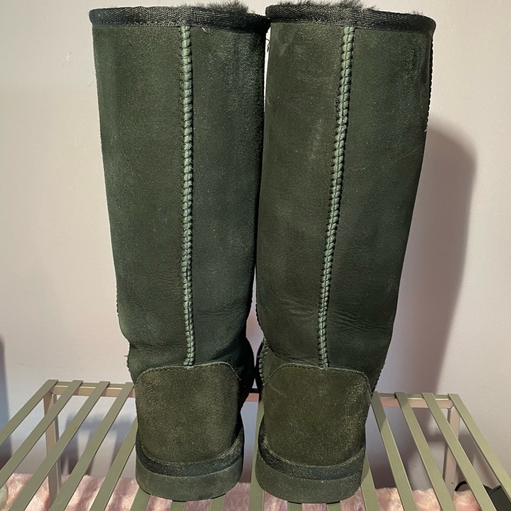Authentic Shearling Boots - Picture 4 of 11